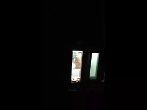 هنگام ماساژ دادن عکس ...