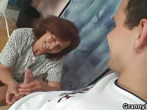 مادر قدم شاخی ، عشق  ...